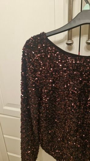 Gorgeous sequin top
