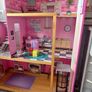 Doll house Image 2