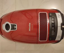 Miele vacuum cleaner