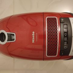 Miele vacuum cleaner