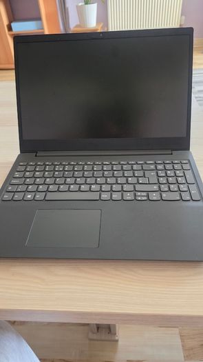 Lenovo V15 Ada 15.6" 8gb Ram
