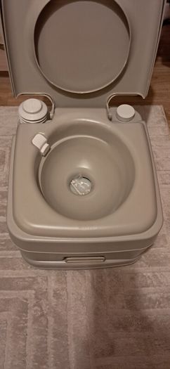 Portable Toilet for Camper