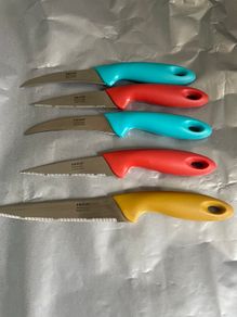 knives