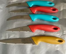 knives