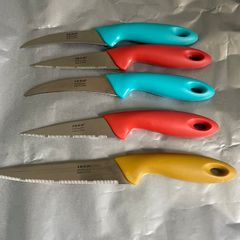 knives