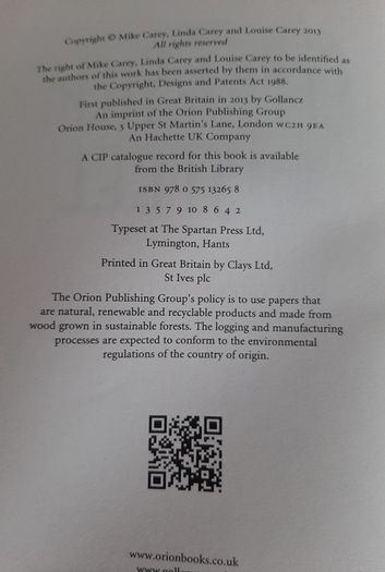 New hardback book city of silk and steel