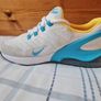 2022 nike air max go gs Size 5 eu 38 white/yellow in excellent condition Image 5