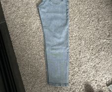 Calvin Klein Jeans light wash denim (10y)