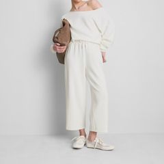 New relaxed fit Wide leg joggers with an elasticated waistband and side pockets: medium  Size 12 or 14