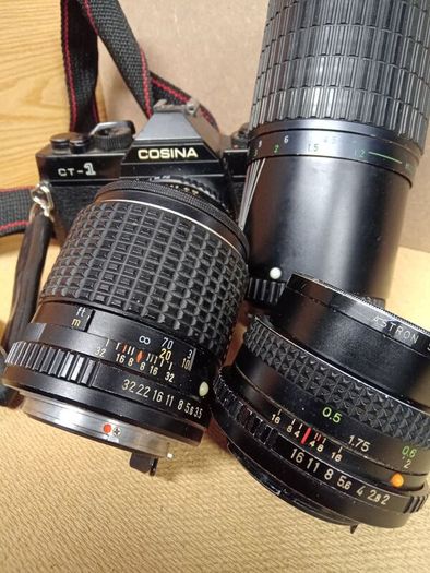 COSINA  CT-1  / 35mm Vintage Film Camera (1980s)