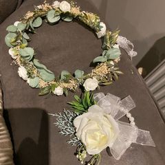 Flower girl head piece and bracelet