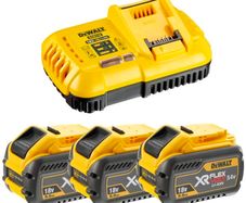 DeWalt 54v FlexVolt 3 x 9Ah Batteries and 8A Fast Charger