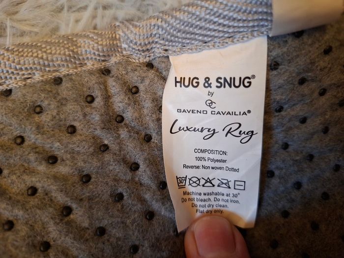 Large Cavailia Hug & Snug Luxury Rug 2.9m x 2metres