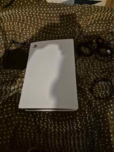 PS5 (825GB) No controller