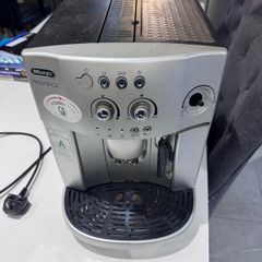 DeLonghi Magnifica Caffee Machine