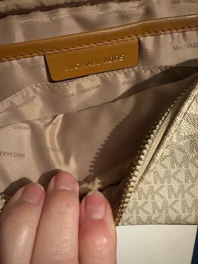 micheal kors cross body  bag