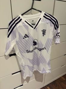 Manchester United jersey 11-12