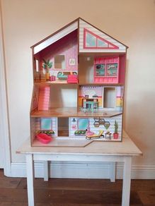 Dolls House (Wooden)