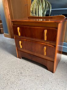 1930's Art Deco Walnut Chest of Drawers