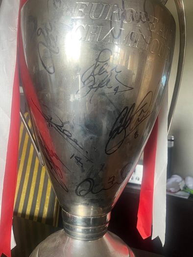 Liverpool signed champions league trophy
