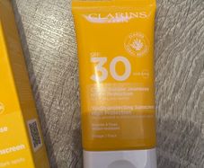 Clarins