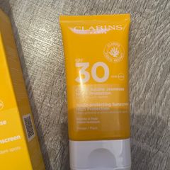Clarins