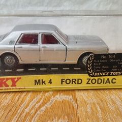 Dinky Diecast Ford Zodiac