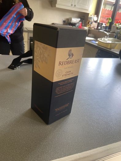 red breast  single pot still Irish whisky cask strength aged twelve years BOX ONLY