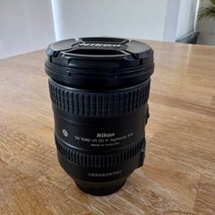 Nikon Af-s Dx Nikkor 18-200 F/3.5 - 5.6 Ed Vr Lens