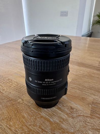 Nikon Af-s Dx Nikkor 18-200 F/3.5 - 5.6 Ed Vr Lens