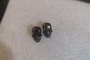 skull stud