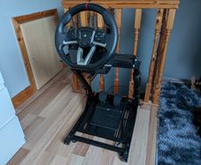 SIM Racing Wheel and Pedals