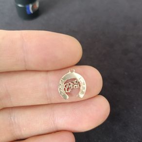 Vintage Good 375 Luck Horse Shoe Charm  Pendant