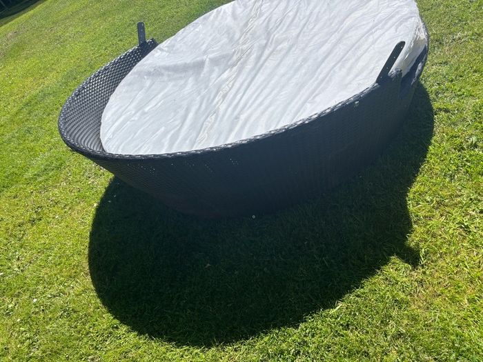 Free Outdoor Daybed