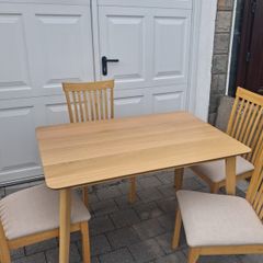 Dining Table and Chair set