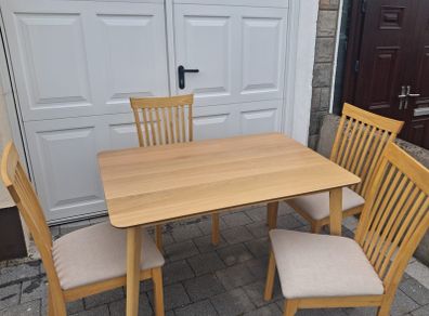 Dining Table and Chair set