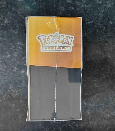 Free Tracked Shipping, Pokemon 30th Celebration Etb