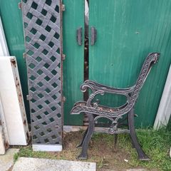 bench legs