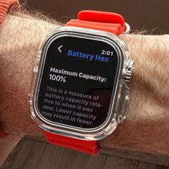 Apple Watch Ultra 2 (GPS + Cellular) 49MM