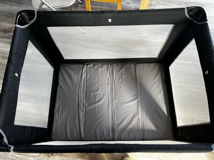 graco travel cot excellent condition