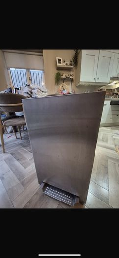 Airwolf Stainless Steel Bin For Sale in Enfield, Meath from Karenb2212