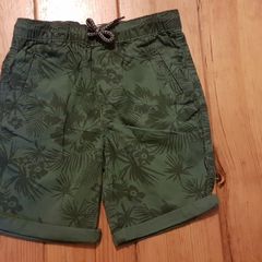 Age 6-7 Green Shorts