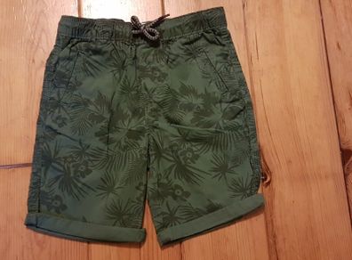 Age 6-7 Green Shorts