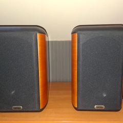 Original first-generation Opera Mezza speakers