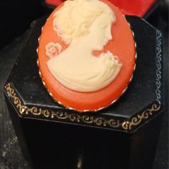 Cameo