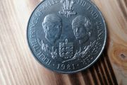 1981 Guernsey 25 Pence Coin