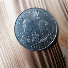 1981 Guernsey 25 Pence Coin