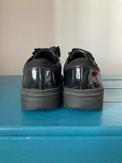 M&S school shoes uk2