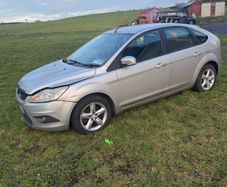 ford focus breaking