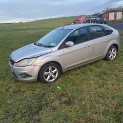 ford focus breaking